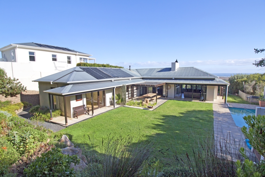 4 Bedroom Property for Sale in Belvedere Western Cape